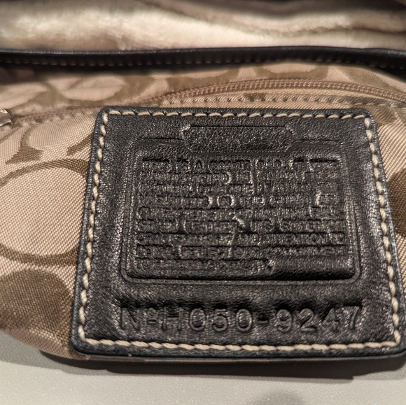 Vintage Coach Soho Flap Preloved - Picture 2 of 4